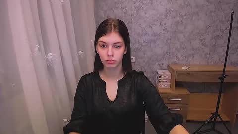 Snapshot of olivia_red_ chatting on 12-27-24, 08:07 Olivia online show from 12-27-24, 08:07