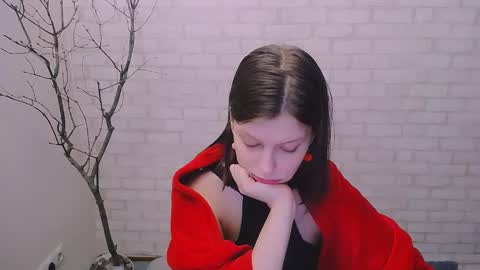 Snapshot of olivia_red_ chatting on 01-25-25, 08:21 Olivia online show from 01-25-25, 08:21