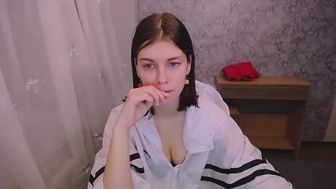 Snapshot of olivia_red_ chatting on 01-27-25, 01:41 Olivia online show from 01-27-25, 01:41