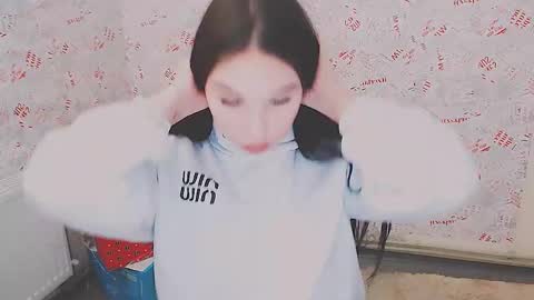 Snapshot of olivia_red_ chatting on 02-12-25, 11:07 Olivia online show from 02-12-25, 11:07