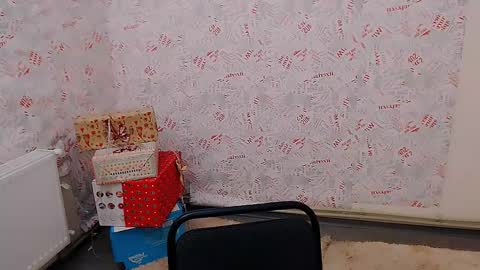 Snapshot of olivia_red_ chatting on 02-25-25, 06:09 Olivia online show from 02-25-25, 06:09