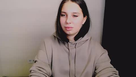 Snapshot of olivia_red_ chatting on 09-23-25, 03:42 Olivia online show from 09-23-25, 03:42