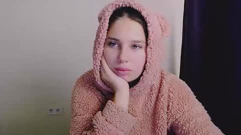 Snapshot of olivia_red_ chatting on 09-26-25, 03:54 Olivia online show from 09-26-25, 03:54