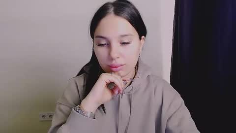 Snapshot of olivia_red_ chatting on 09-29-25, 03:44 Olivia online show from 09-29-25, 03:44