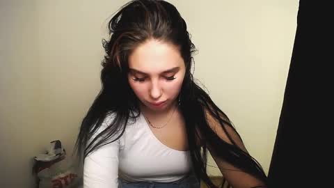 Snapshot of olivia_red_ chatting on 11-27-25, 09:39 Olivia online show from 11-27-25, 09:39