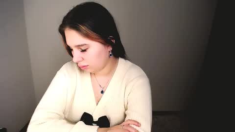 Snapshot of olivia_red_ chatting on 02-05-26, 10:36 Olivia online show from 02-05-26, 10:36