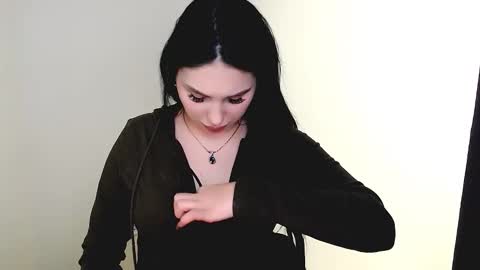 Snapshot of olivia_red_ chatting on 03-17-26, 09:40 Olivia online show from 03-17-26, 09:40