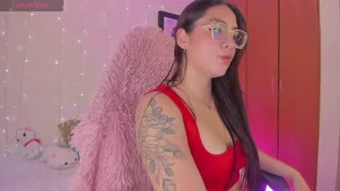 olivia_s19 online show from 04-13-26, 01:00