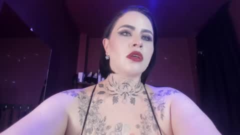   online show from 02-12-25, 05:58