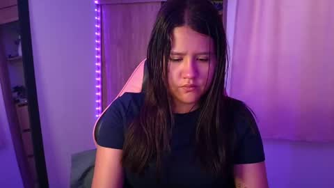 Olivia online show from 04-13-26, 12:43