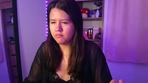 Olivia online show from 04-26-26, 12:47