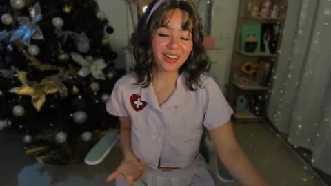 Snapshot of olivia_xd_ chatting on 11-23-25, 05:40 Olivia online show from 11-23-25, 05:40