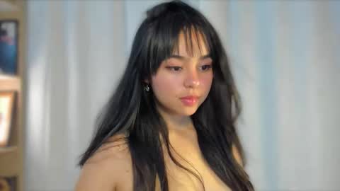 Snapshot of olivia_xd_ chatting on 01-12-26, 06:29 Olivia online show from 01-12-26, 06:29