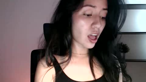 oliviaaa__ online show from 11-07-25, 08:20