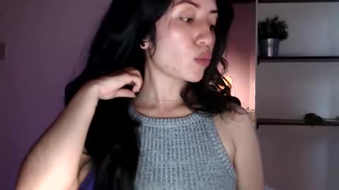 oliviaaa__ online show from 11-17-25, 10:15