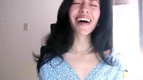 oliviaaa__ online show from 01-14-26, 04:01