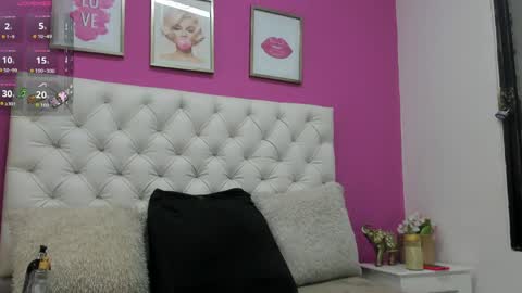 Snapshot of oliviaburningmilf chatting on 05-09-26, 11:26 Olivia Burning online show from 05-09-26, 11:26