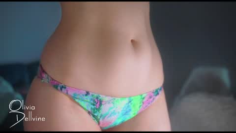 Olivia online show from 04-23-26, 01:51