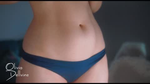 Olivia online show from 04-28-26, 02:27