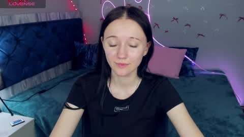 Snapshot of oliviagorgeous chatting on 05-11-26, 04:15 OliviaGorgeous online show from 05-11-26, 04:15