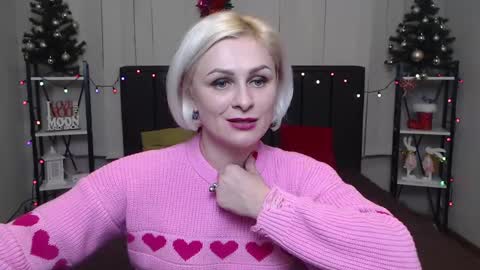 Snapshot of oliviahorst chatting on 01-11-25, 04:46 OliviaHorst online show from 01-11-25, 04:46