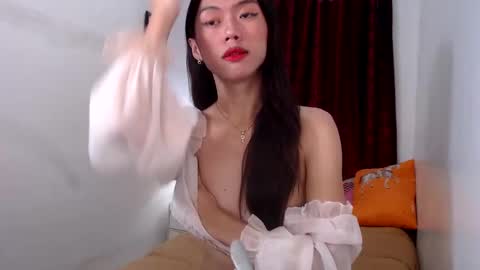 oliviaknightx online show from 01-28-25, 01:50