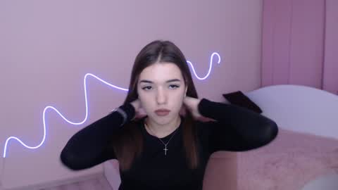 Snapshot of olivialimm chatting on 12-01-24, 05:24 Olivia online show from 12-01-24, 05:24