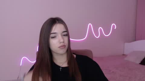 Snapshot of olivialimm chatting on 12-02-24, 07:38 Olivia online show from 12-02-24, 07:38