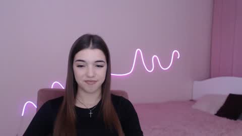 Snapshot of olivialimm chatting on 12-03-24, 05:55 Olivia online show from 12-03-24, 05:55