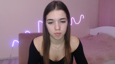 Snapshot of olivialimm chatting on 12-06-24, 04:17 Olivia online show from 12-06-24, 04:17