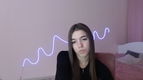 Snapshot of olivialimm chatting on 12-11-24, 06:31 Olivia online show from 12-11-24, 06:31