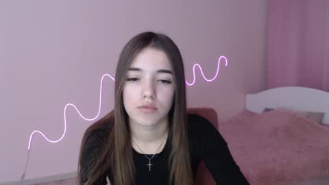 Snapshot of olivialimm chatting on 12-13-24, 03:43 Olivia online show from 12-13-24, 03:43