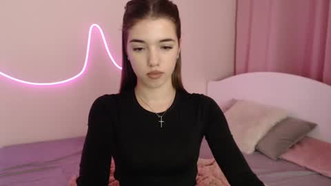 Snapshot of olivialimm chatting on 12-19-24, 07:29 Olivia online show from 12-19-24, 07:29