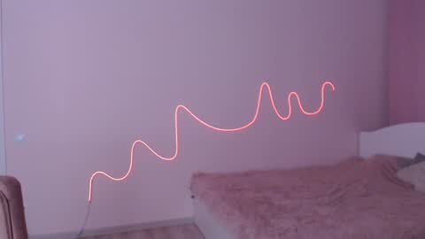 Snapshot of olivialimm chatting on 12-26-24, 06:12 Olivia online show from 12-26-24, 06:12