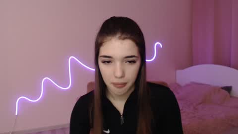 Snapshot of olivialimm chatting on 01-02-25, 03:40 Olivia online show from 01-02-25, 03:40