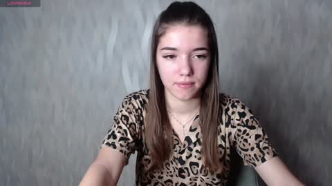 Snapshot of olivialimm chatting on 01-03-25, 11:03 Olivia online show from 01-03-25, 11:03