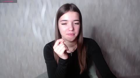 Snapshot of olivialimm chatting on 01-04-25, 02:14 Olivia online show from 01-04-25, 02:14