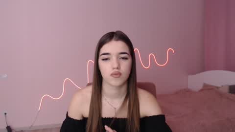 Snapshot of olivialimm chatting on 01-07-25, 07:28 Olivia online show from 01-07-25, 07:28