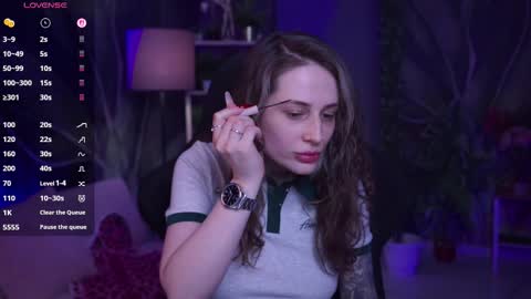 Snapshot of oliviamcclean chatting on 02-03-26, 02:53 Liv online show from 02-03-26, 02:53