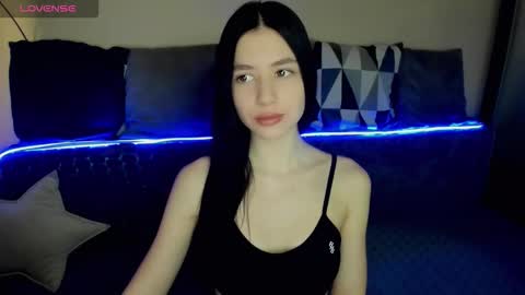 Snapshot of oliviarichi chatting on 01-19-26, 08:29 oliviarichi online show from 01-19-26, 08:29