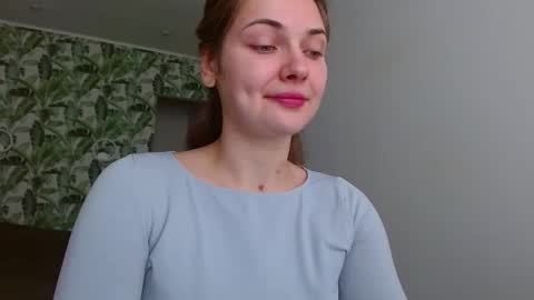 Olivia online show from 11-15-25, 05:27