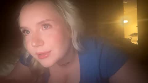 Snapshot of oliviaskies chatting on 10-01-25, 07:36 Olivia baby  online show from 10-01-25, 07:36