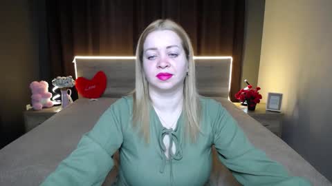 Oliviaverr online show from 03-03-26, 01:39