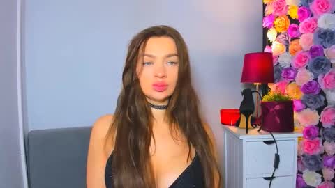 Snapshot of oliviawomen chatting on 10-30-25, 07:54 OliviaWomen online show from 10-30-25, 07:54