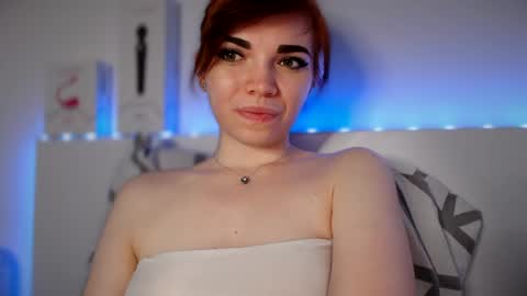 Snapshot of olivka_flower chatting on 01-23-25, 12:46 Angelina Lina online show from 01-23-25, 12:46