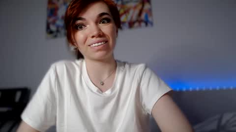 Snapshot of olivka_flower chatting on 01-25-25, 09:35 Angelina Lina online show from 01-25-25, 09:35