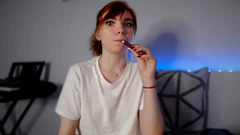 Snapshot of olivka_flower chatting on 01-27-25, 01:26 Angelina Lina online show from 01-27-25, 01:26