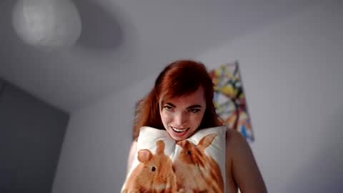 Snapshot of olivka_flower chatting on 02-12-25, 07:02 Angelina Lina online show from 02-12-25, 07:02