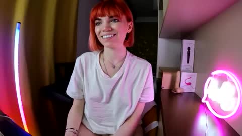 Angelina Lina online show from 04-21-26, 01:42