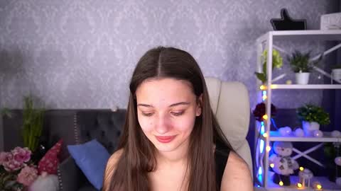 Snapshot of olivkablush chatting on 01-06-25, 10:02 Olivia online show from 01-06-25, 10:02